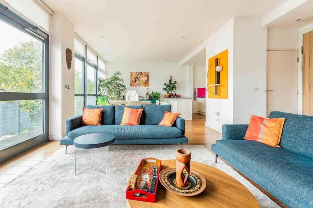 Luxurious Flat Sunny, Quiet, Design, Lift, Balcony Leilighet London Eksteriør bilde